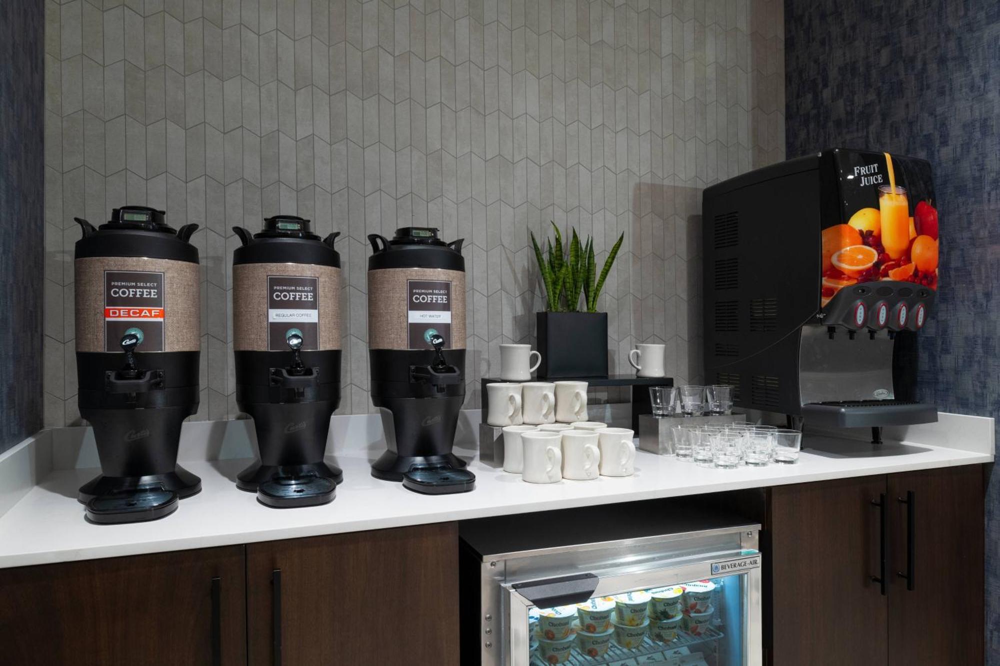 Towneplace Suites By Marriott Boston Medford Buitenkant foto