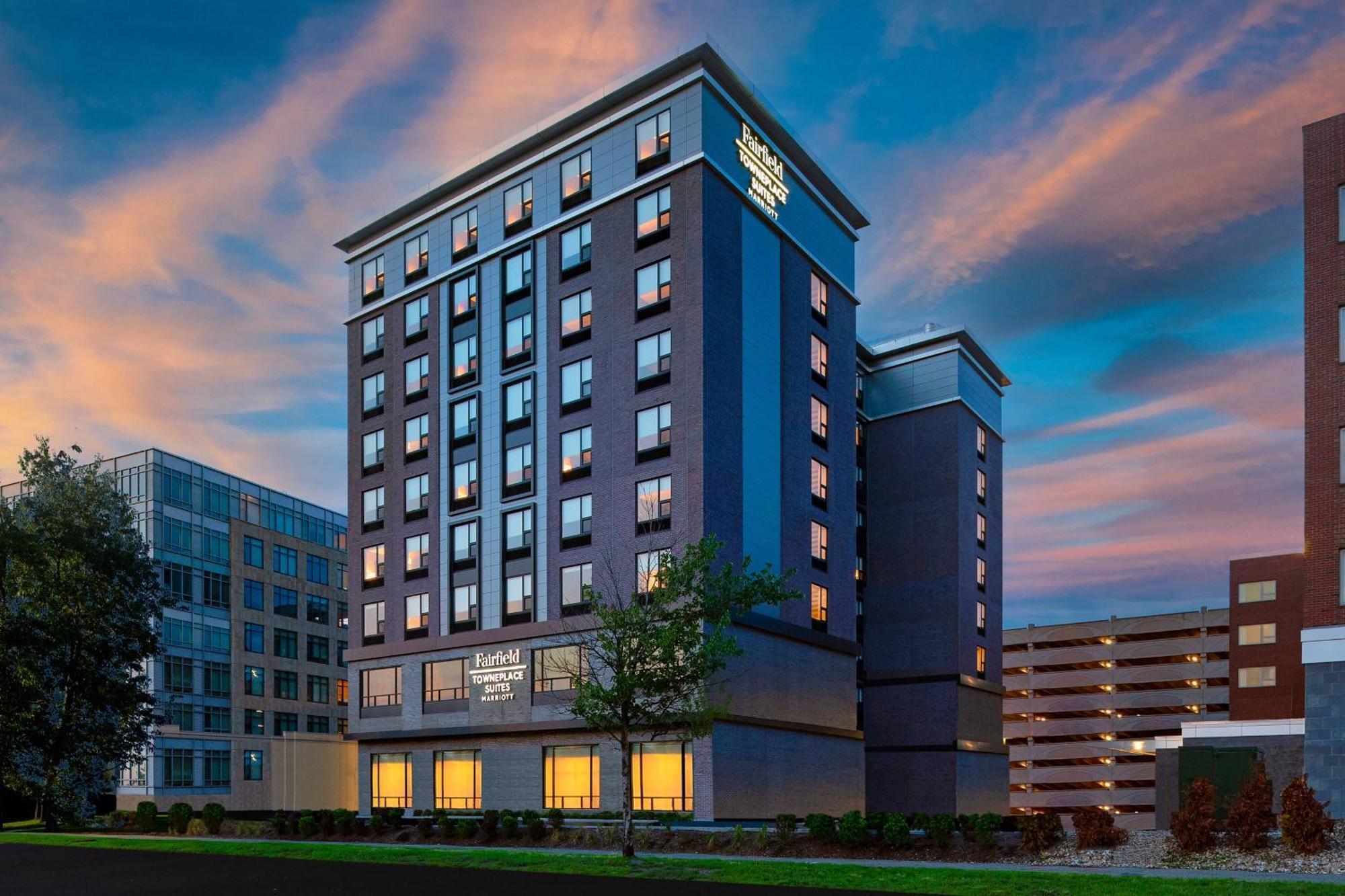 Towneplace Suites By Marriott Boston Medford Buitenkant foto